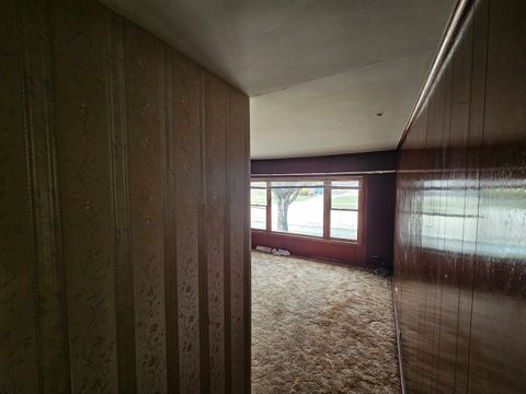 Tiny photo for 8500 Parkside Avenue, Burbank, IL 60459 (MLS # 12604365)