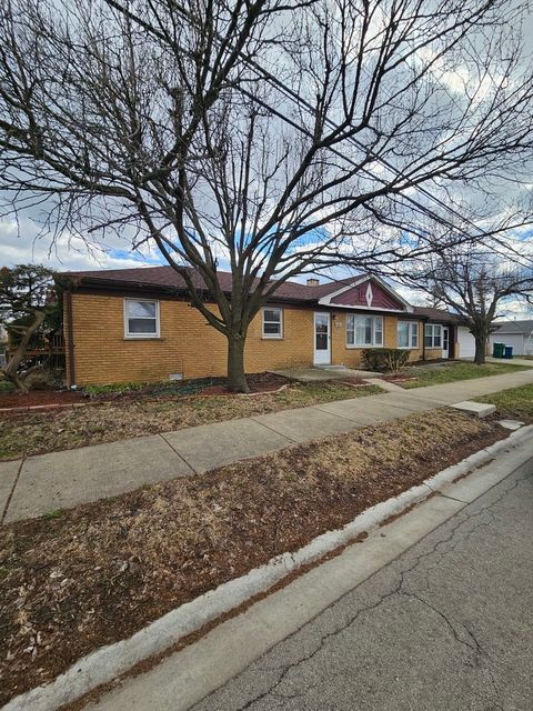 Tiny photo for 8500 Parkside Avenue, Burbank, IL 60459 (MLS # 12604365)