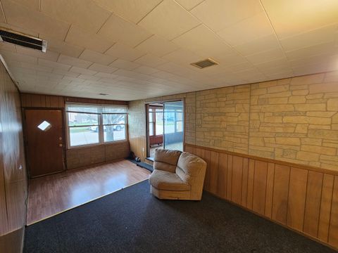 Tiny photo for 8500 Parkside Avenue, Burbank, IL 60459 (MLS # 12604365)