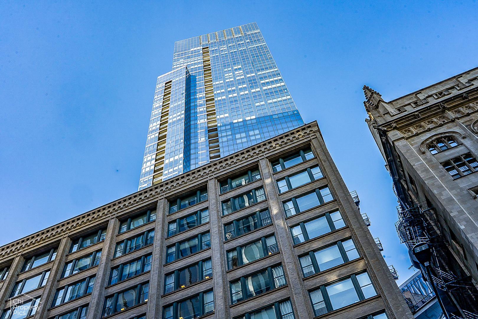 60 E Monroe Street 2403