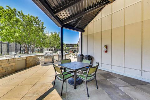 Tiny photo for 3930 N Pine Grove Avenue #2912, Chicago, IL 60613 (MLS # 12512476)