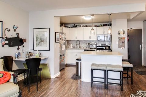 Tiny photo for 3930 N Pine Grove Avenue #2912, Chicago, IL 60613 (MLS # 12512476)