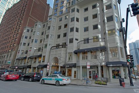 1 E Delaware Place 11D Chicago IL 60611