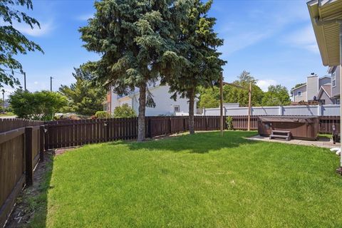 Tiny photo for 311 Old Farm Road, Bloomington, IL 61704 (MLS # 12649000)