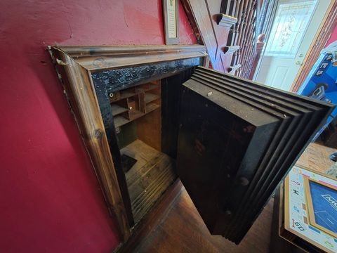 Tiny photo for 14131 Lincoln Avenue, Dolton, IL 60419 (MLS # 12570188)