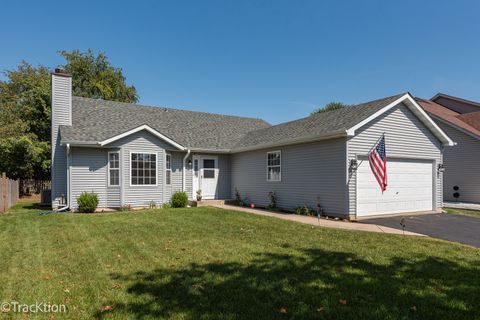 Photo of 2703 Oak Ridge Lane, Joliet, IL 60435 (MLS # 12465320)