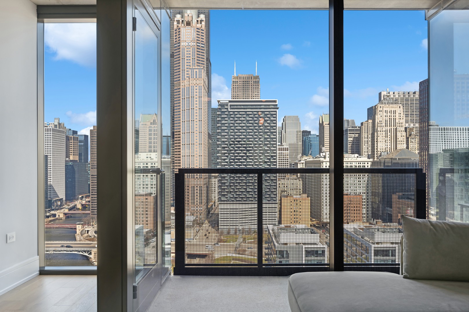 234 W Polk Street 2610