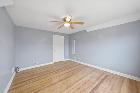 Tiny photo for 17201 Oak Park Avenue, Tinley Park, IL 60477 (MLS # 12554190)