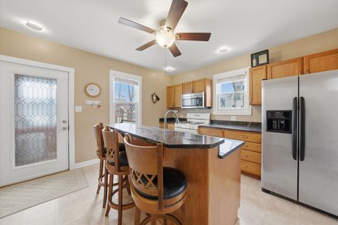 Tiny photo for 17201 Oak Park Avenue, Tinley Park, IL 60477 (MLS # 12554190)