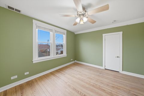 Tiny photo for 17201 Oak Park Avenue, Tinley Park, IL 60477 (MLS # 12554190)