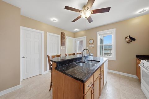 Tiny photo for 17201 Oak Park Avenue, Tinley Park, IL 60477 (MLS # 12554190)