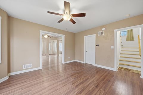 Tiny photo for 17201 Oak Park Avenue, Tinley Park, IL 60477 (MLS # 12554190)