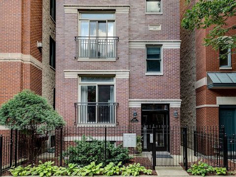 1347 W Fillmore Street A1 Chicago IL 60607
