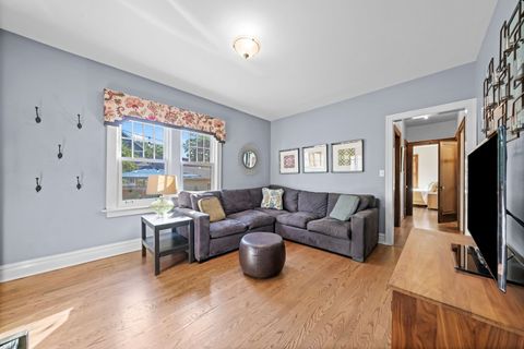 Tiny photo for 421 S Sunnyside Avenue, Elmhurst, IL 60126 (MLS # 12491845)