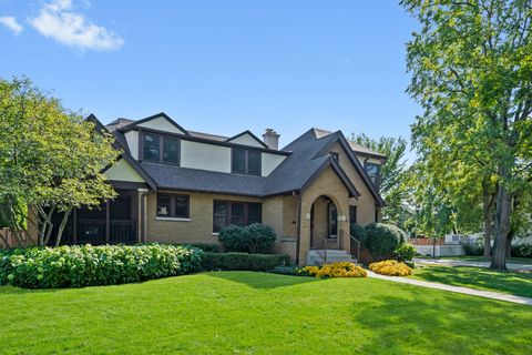 Tiny photo for 421 S Sunnyside Avenue, Elmhurst, IL 60126 (MLS # 12491845)