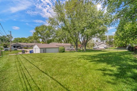 Tiny photo for 137 Birchwood Road, Carpentersville, IL 60110 (MLS # 12627756)