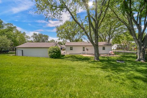 Tiny photo for 137 Birchwood Road, Carpentersville, IL 60110 (MLS # 12627756)