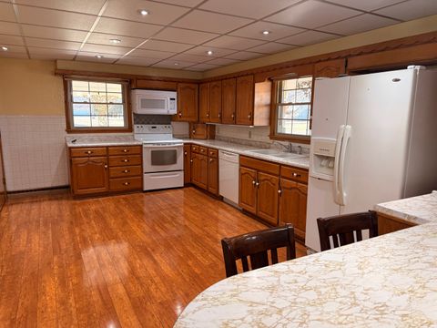 Tiny photo for 205 E Silverspoon Avenue, Granville, IL 61326 (MLS # 12587486)