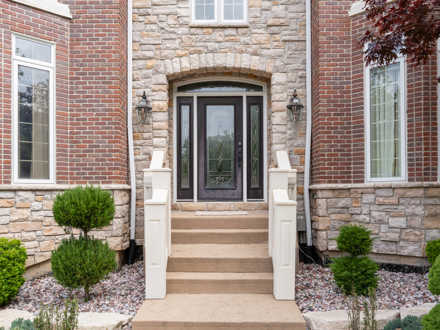 135 Settlers Drive