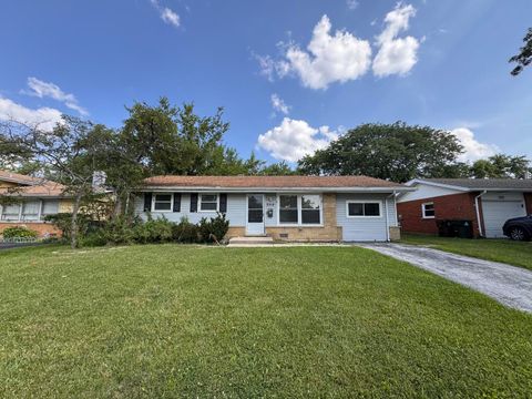 Tiny photo for 3312 Maple Lane, Hazel Crest, IL 60429 (MLS # 12508449)