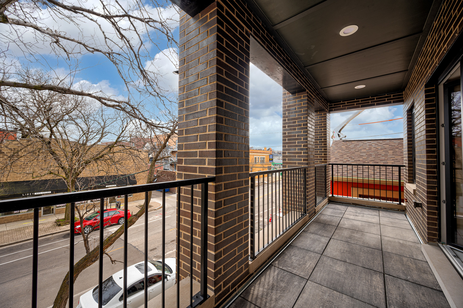 2816 N Southport Avenue 2