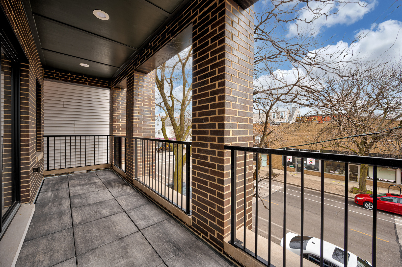 2816 N Southport Avenue 2