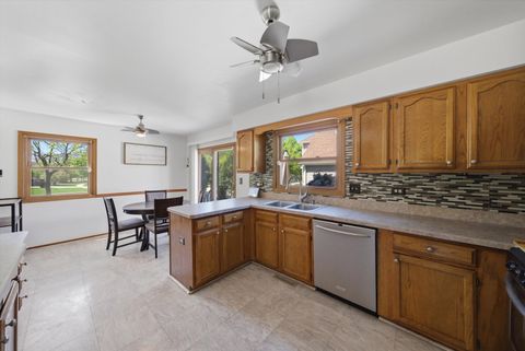 Tiny photo for 638 Anne Court, Bolingbrook, IL 60440 (MLS # 12620172)