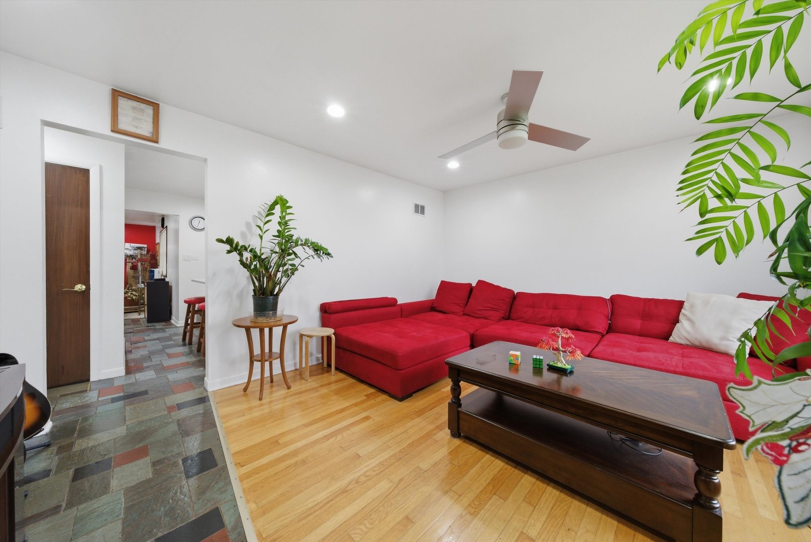 1 N EDWARD Street