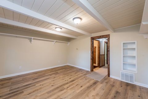 Tiny photo for 1414 Sheridan Road, Winthrop Harbor, IL 60096 (MLS # 12502949)