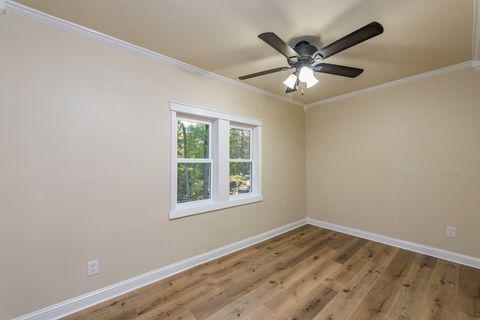 Tiny photo for 1414 Sheridan Road, Winthrop Harbor, IL 60096 (MLS # 12502949)