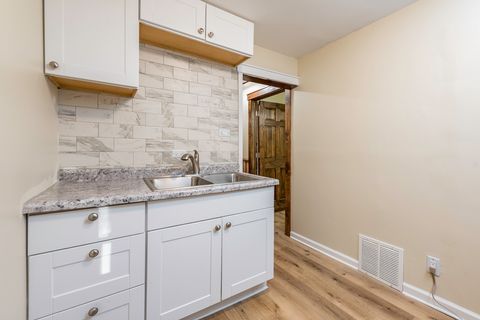 Tiny photo for 1414 Sheridan Road, Winthrop Harbor, IL 60096 (MLS # 12502949)