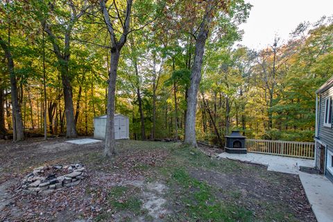 Tiny photo for 1414 Sheridan Road, Winthrop Harbor, IL 60096 (MLS # 12502949)
