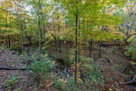 Tiny photo for 1414 Sheridan Road, Winthrop Harbor, IL 60096 (MLS # 12502949)