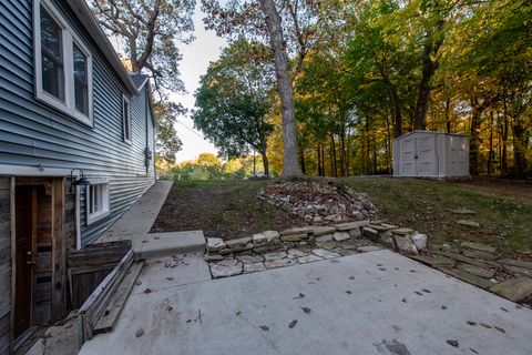 Tiny photo for 1414 Sheridan Road, Winthrop Harbor, IL 60096 (MLS # 12502949)
