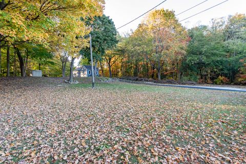 Tiny photo for 1414 Sheridan Road, Winthrop Harbor, IL 60096 (MLS # 12502949)