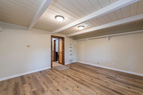 Tiny photo for 1414 Sheridan Road, Winthrop Harbor, IL 60096 (MLS # 12502949)