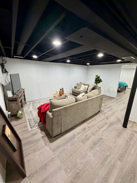 Tiny photo for 832 Leahy Circle, Des Plaines, IL 60016 (MLS # 12656368)