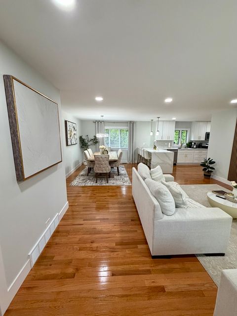 Tiny photo for 832 Leahy Circle, Des Plaines, IL 60016 (MLS # 12656368)