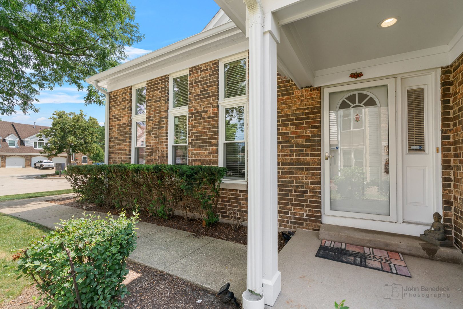 105 Willow Parkway
