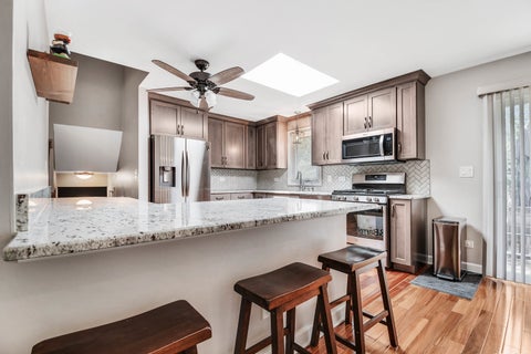 Tiny photo for 613 Gavin Avenue, Romeoville, IL 60446 (MLS # 12726963)