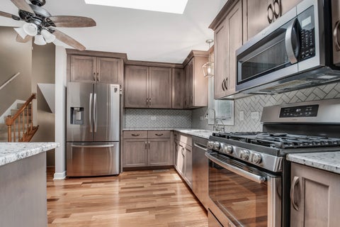 Tiny photo for 613 Gavin Avenue, Romeoville, IL 60446 (MLS # 12726963)