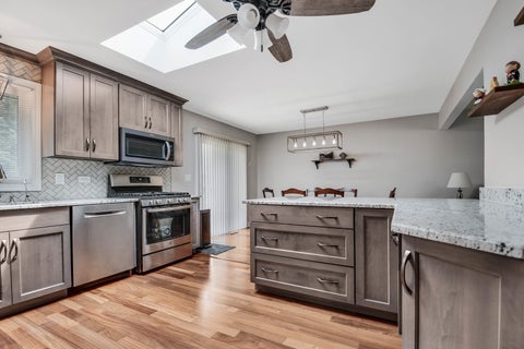 Tiny photo for 613 Gavin Avenue, Romeoville, IL 60446 (MLS # 12726963)