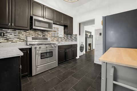 Tiny photo for 928 E 46th Street, Chicago, IL 60653 (MLS # 12611552)