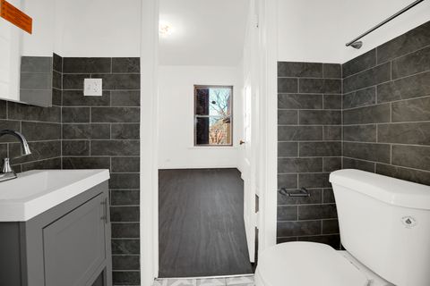 Tiny photo for 928 E 46th Street, Chicago, IL 60653 (MLS # 12611552)
