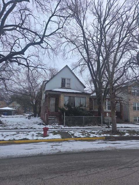 7629 S Maryland Avenue Chicago IL 60619