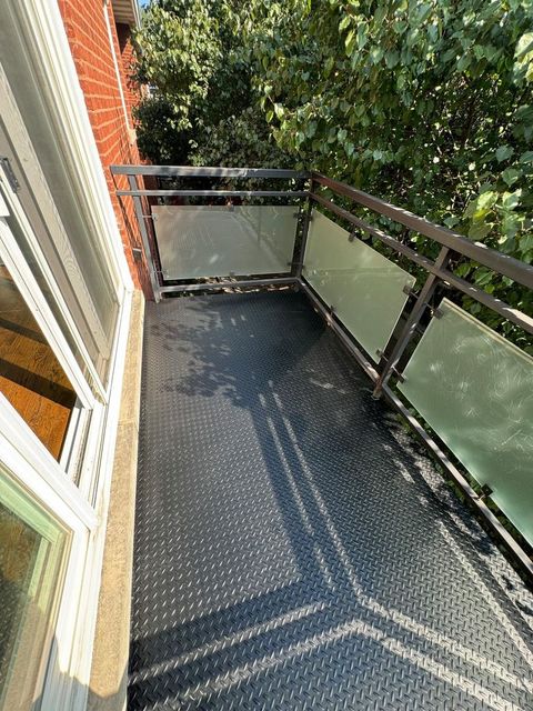 Tiny photo for 6433 N Damen Avenue #3E, Chicago, IL 60645 (MLS # 12559738)