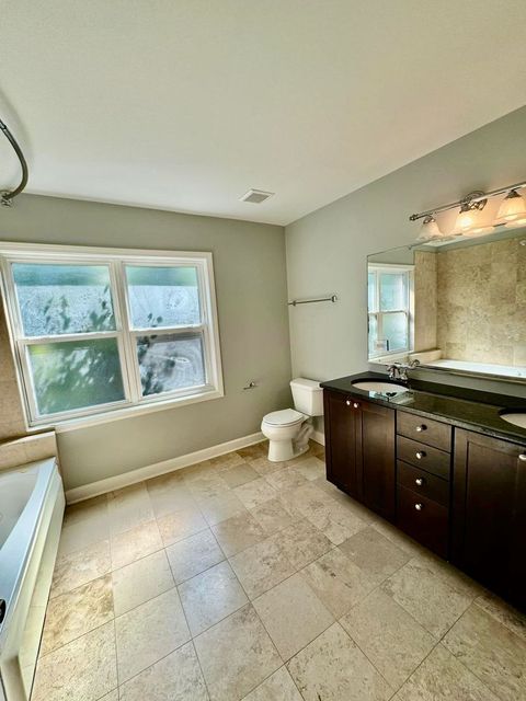 Tiny photo for 6433 N Damen Avenue #3E, Chicago, IL 60645 (MLS # 12559738)