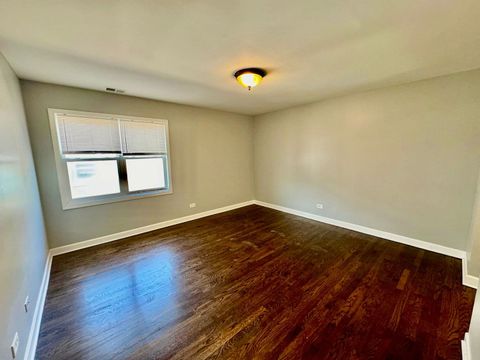 Tiny photo for 6433 N Damen Avenue #3E, Chicago, IL 60645 (MLS # 12559738)