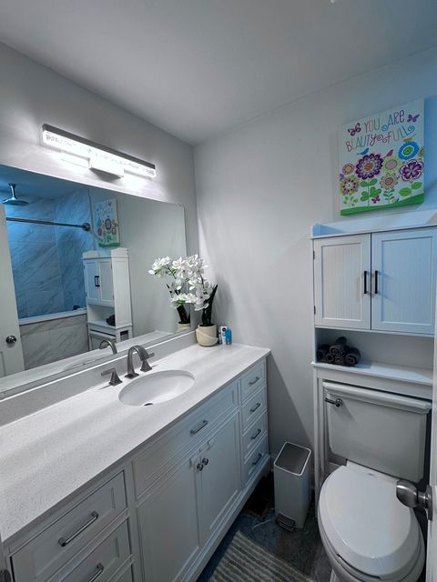 Tiny photo for 320 Sheridan Drive #2C, Willowbrook, IL 60527 (MLS # 12383349)