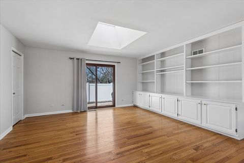 Tiny photo for 1318 Gamon Road, Wheaton, IL 60189 (MLS # 12577008)